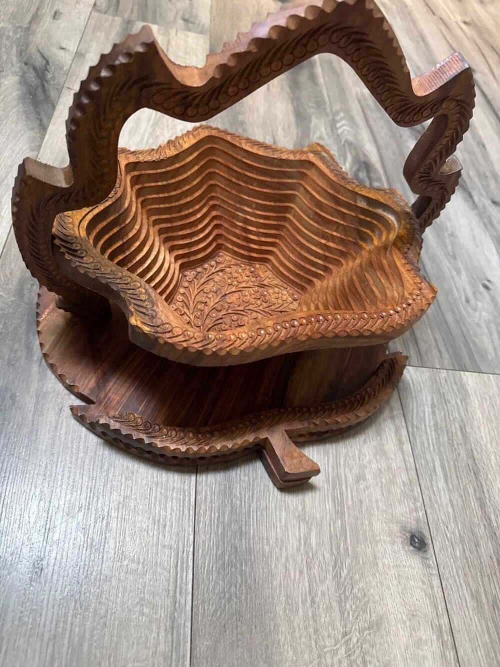Hand-Carved Wooden Collapsible Basket MCM Intricate Floral Leaf Design - Decorat